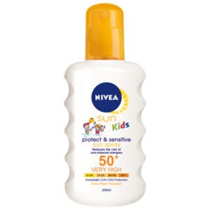 Nivea Kids Protect & Sensitive Napozó spray 200 ml SPF50+